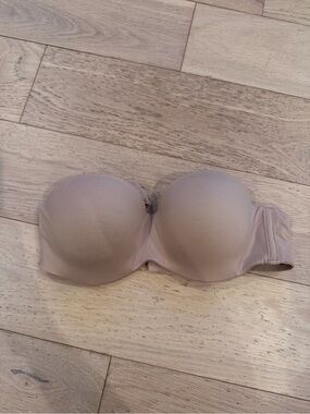 Victoria's Secret Strapless Nude Beige Bandeau Bra